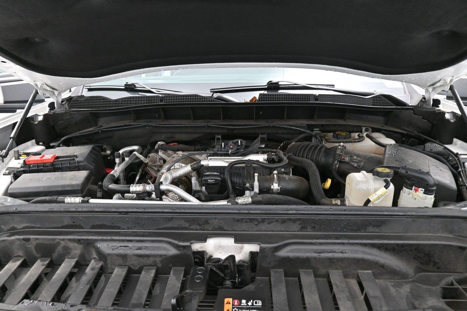 Used 2023 SUMMIT WHITE GMC AT4 image 37