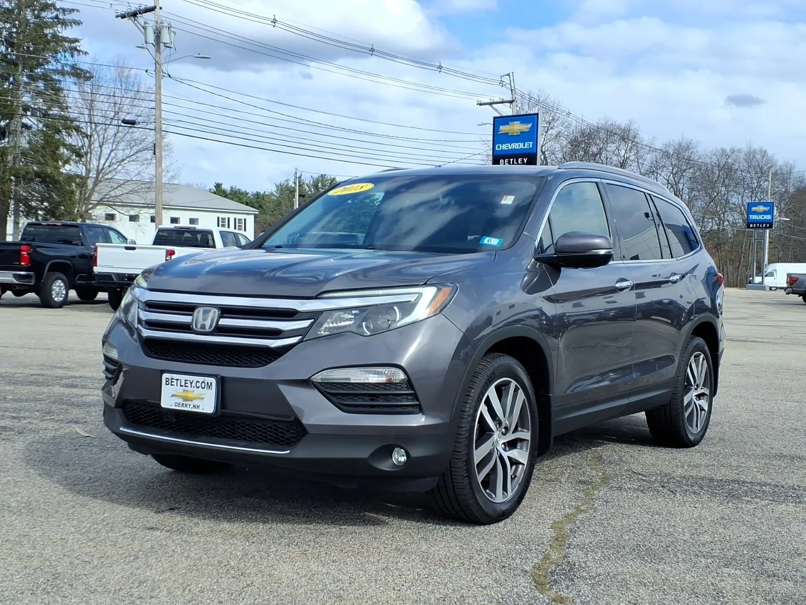 Used 2018 Gray Honda Elite image 9