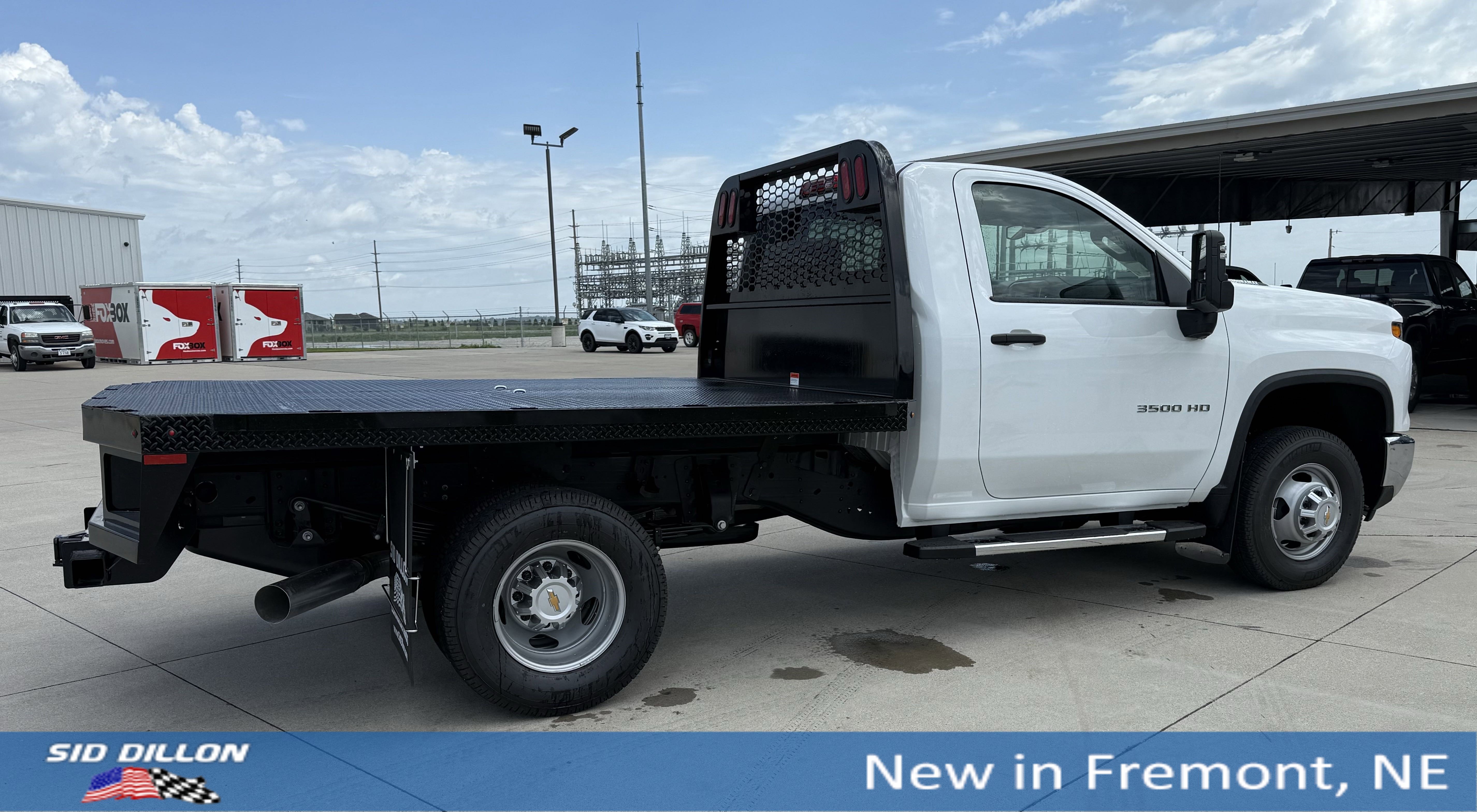 2025 Chevrolet Silverado 3500 HD Work Truck - Photo 10