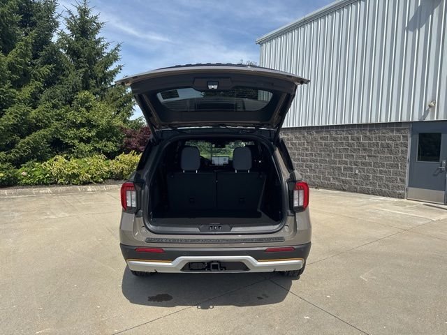 New 2026 Marsh Gray Ford Tremor® image 6