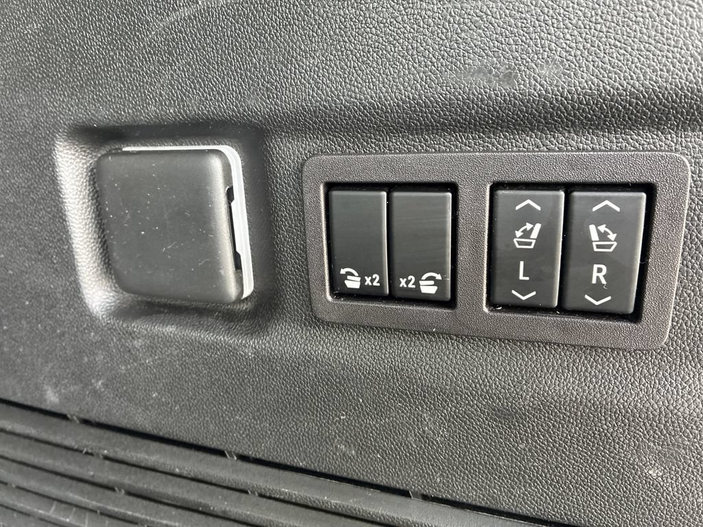 Used 2024 Black Chevrolet Premier image 15
