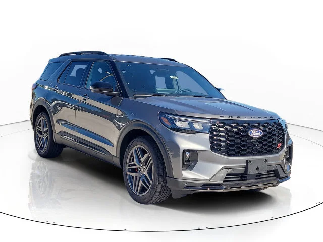New 2027 Gray Metallic Ford ST image 3