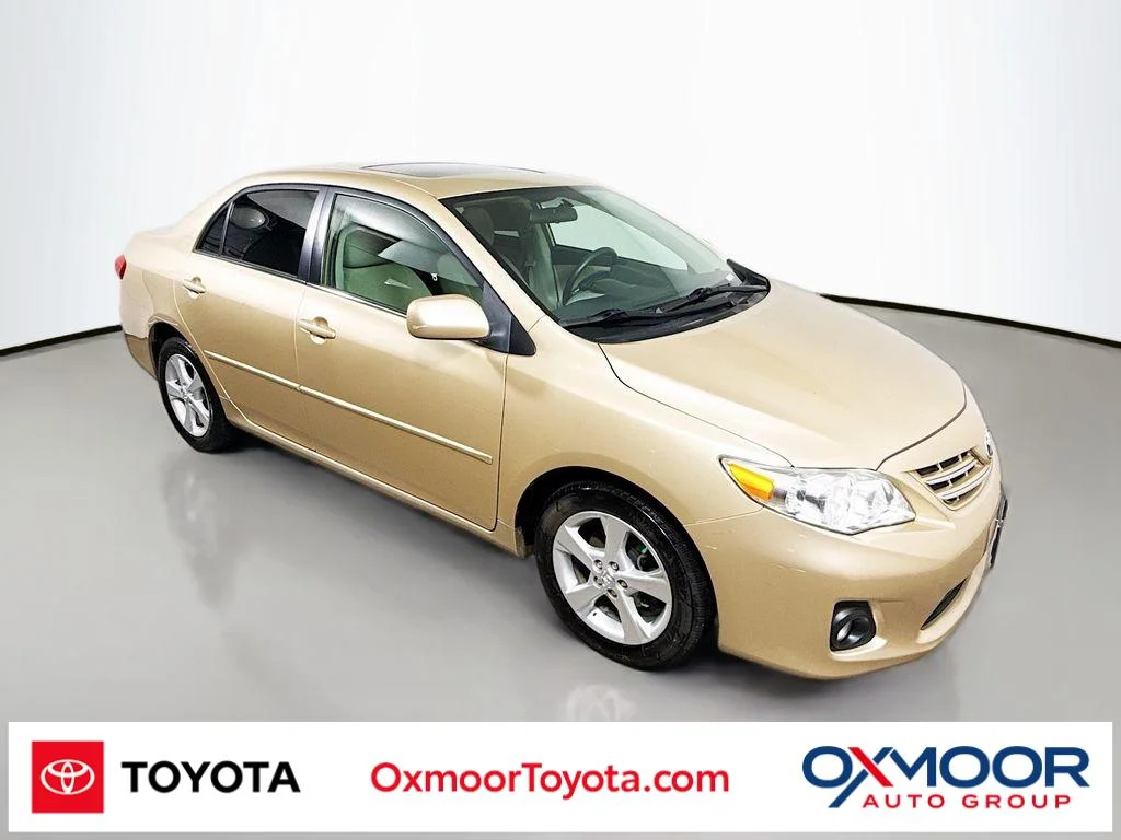 2013 Toyota Corolla LE AT's photo