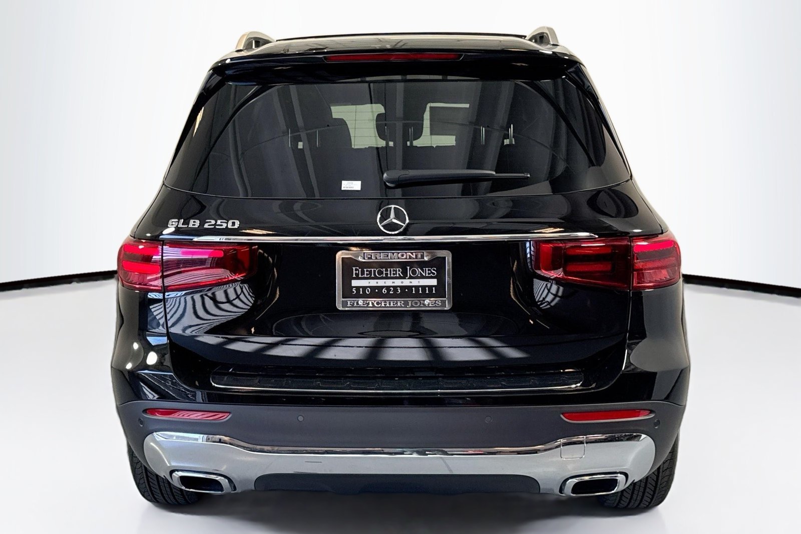 New 2026 Night Black Mercedes-Benz GLB 250 image 6