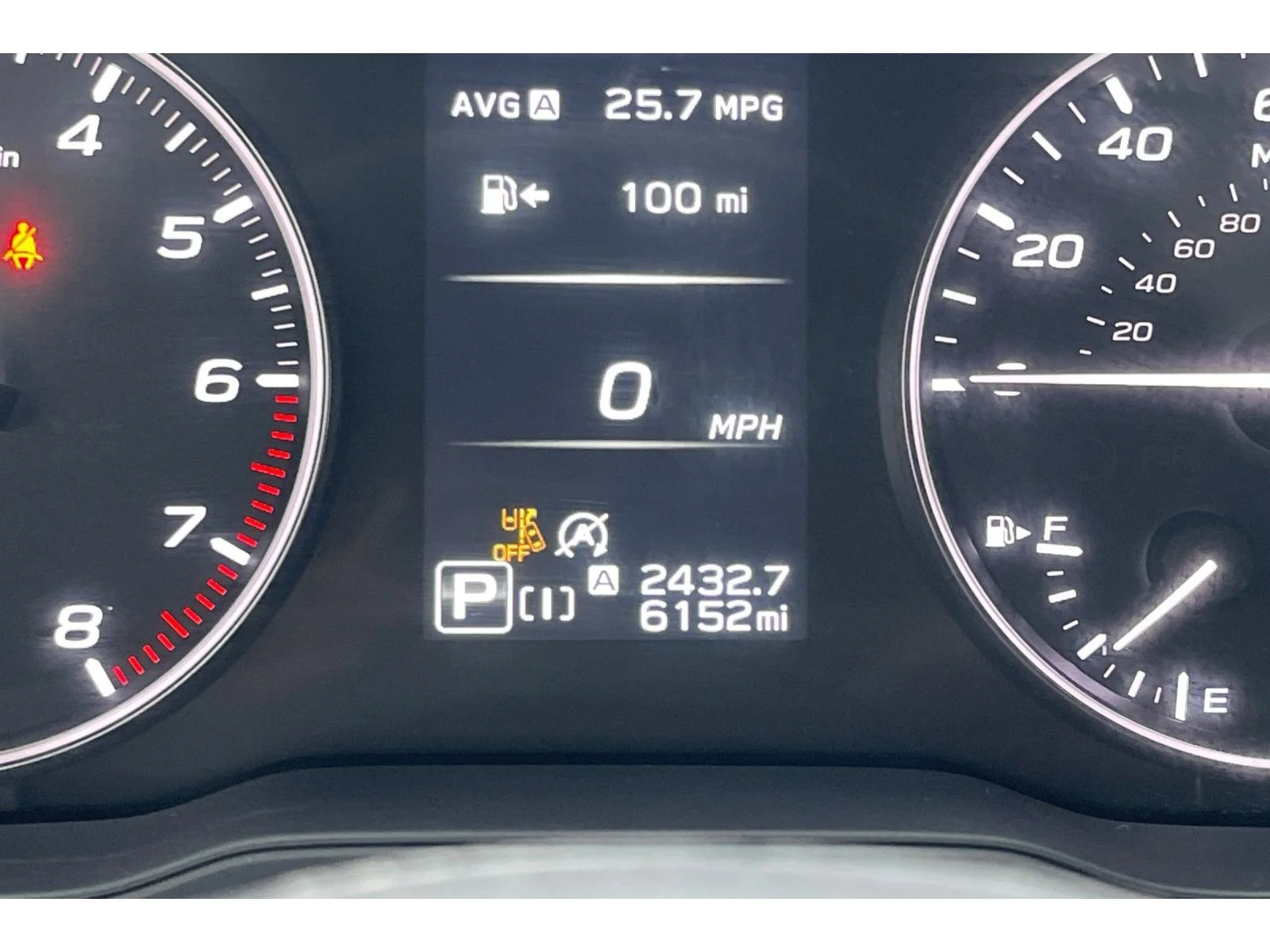 Used 2026 Crystal White Pearl Subaru Premium image 25