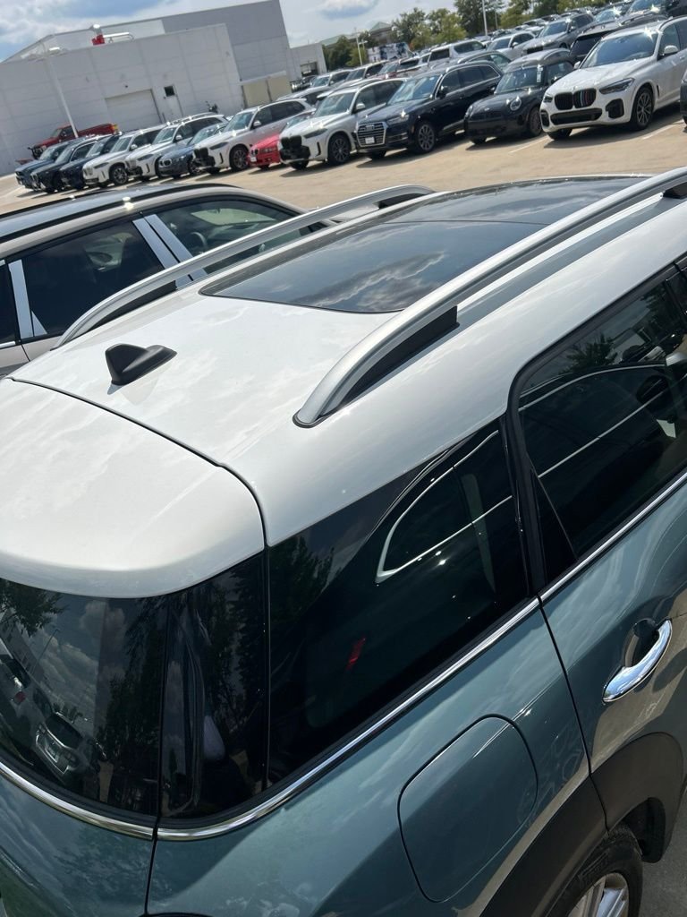 Used 2024 Sage Green Metallic MINI Signature image 6