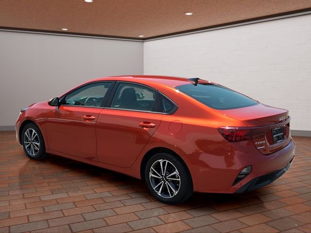 Certified Used 2024 Red Kia LXS image 25