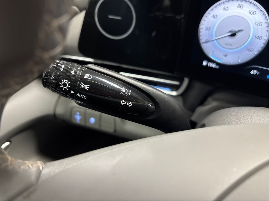 2025 Hyundai Elantra SEL - Photo 24