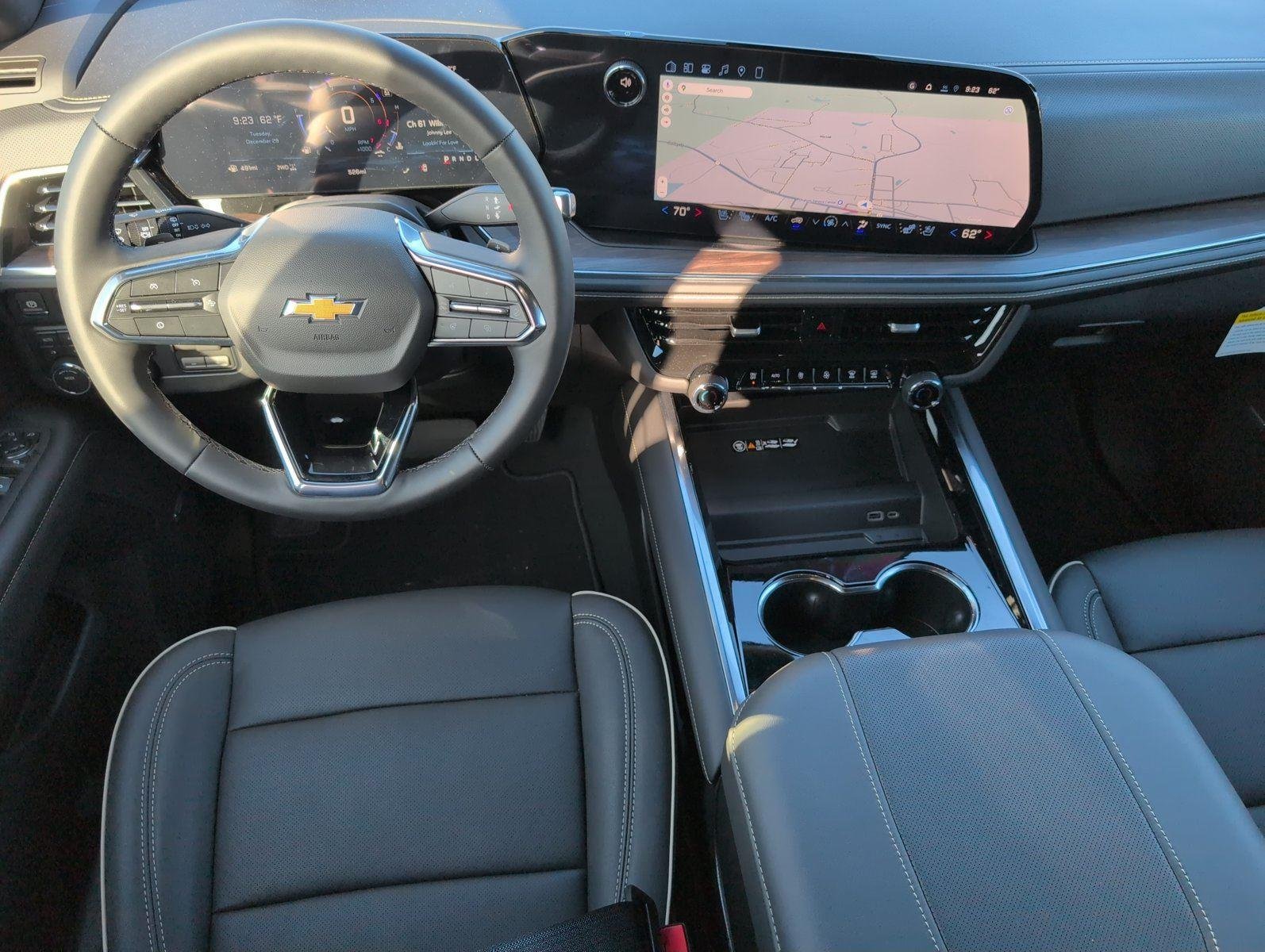 2026 Chevrolet Suburban Premier - Photo 29