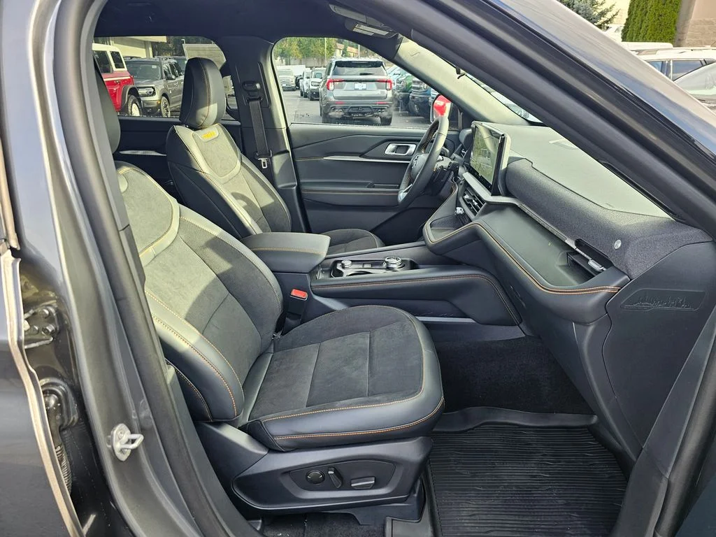 New 2026 Gray Ford Tremor image 10
