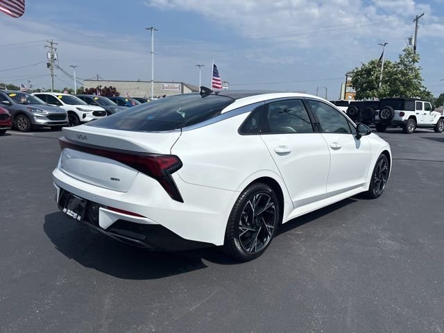 Certified Used 2025 Snow White Pearl Kia GT-Line image 8