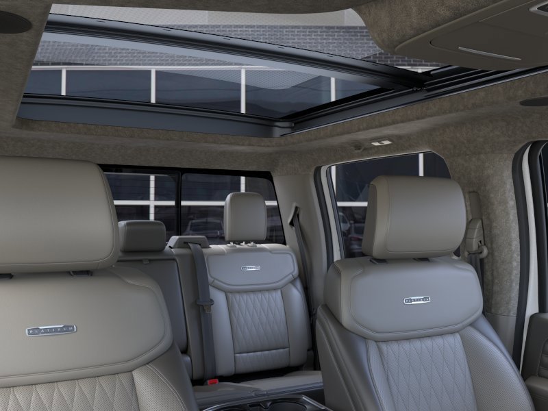 New 2026 Star White Metallic Tri-Coat Ford Platinum® image 22