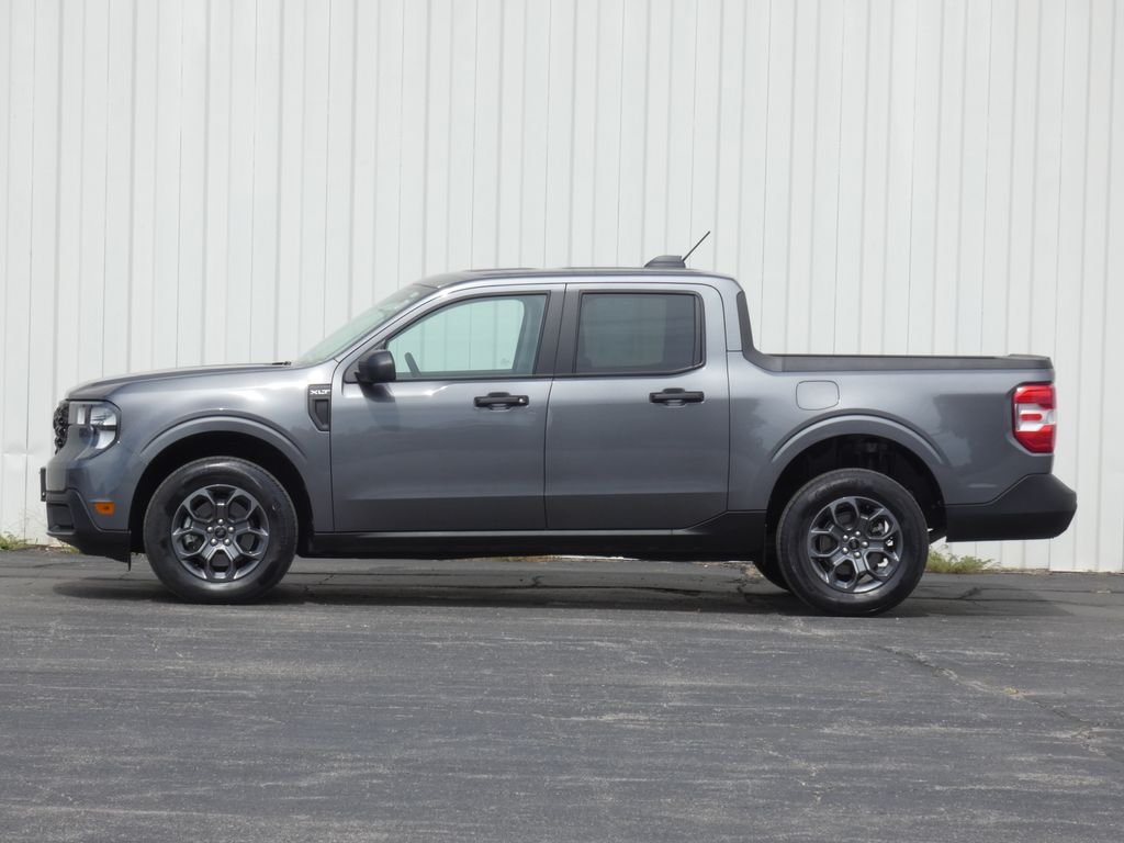 Used 2026 Gray Ford XLT image 37