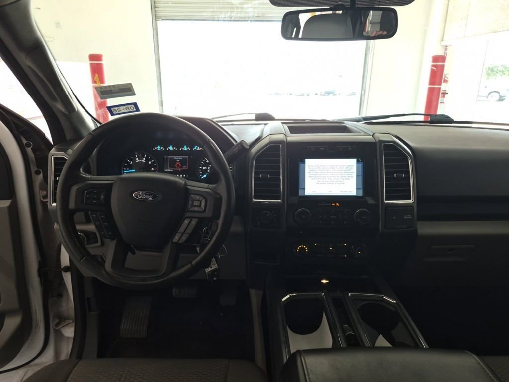 Used 2016 White Ford XLT image 7