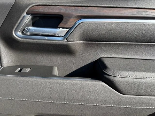 New 2026 Onyx Black GMC SLT image 21
