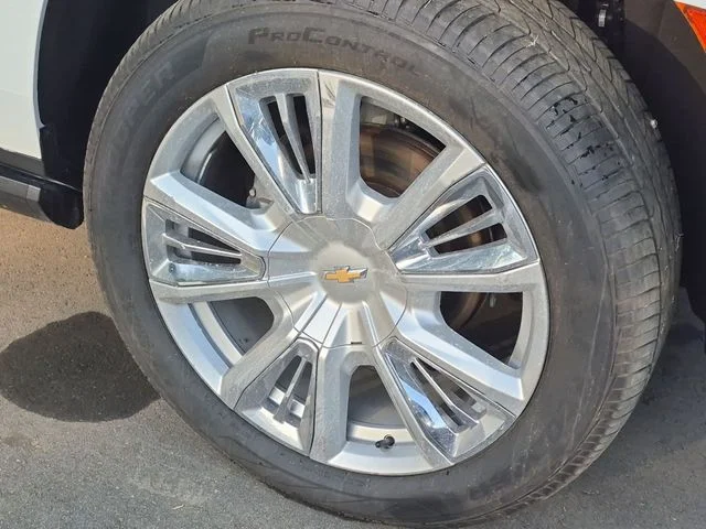 Used 2021 Beige Chevrolet High Country image 7