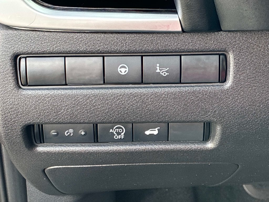 Used 2025 Black Nissan SL image 24