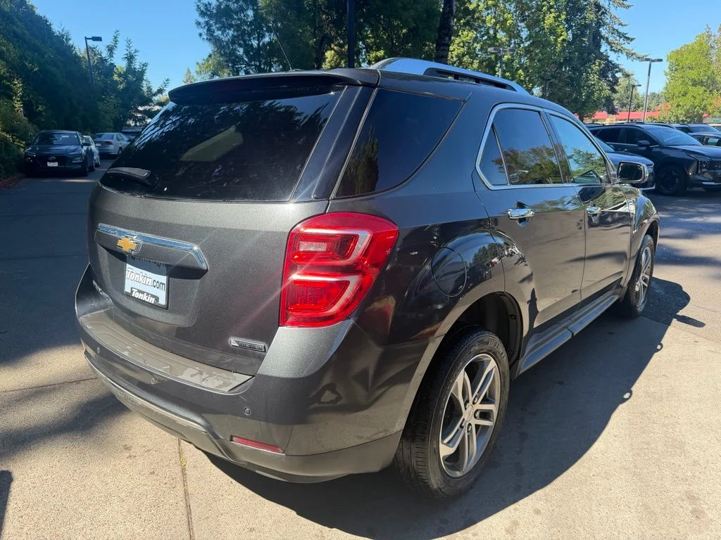 Used 2017 Nightfall Gray Metallic Chevrolet Premier image 4