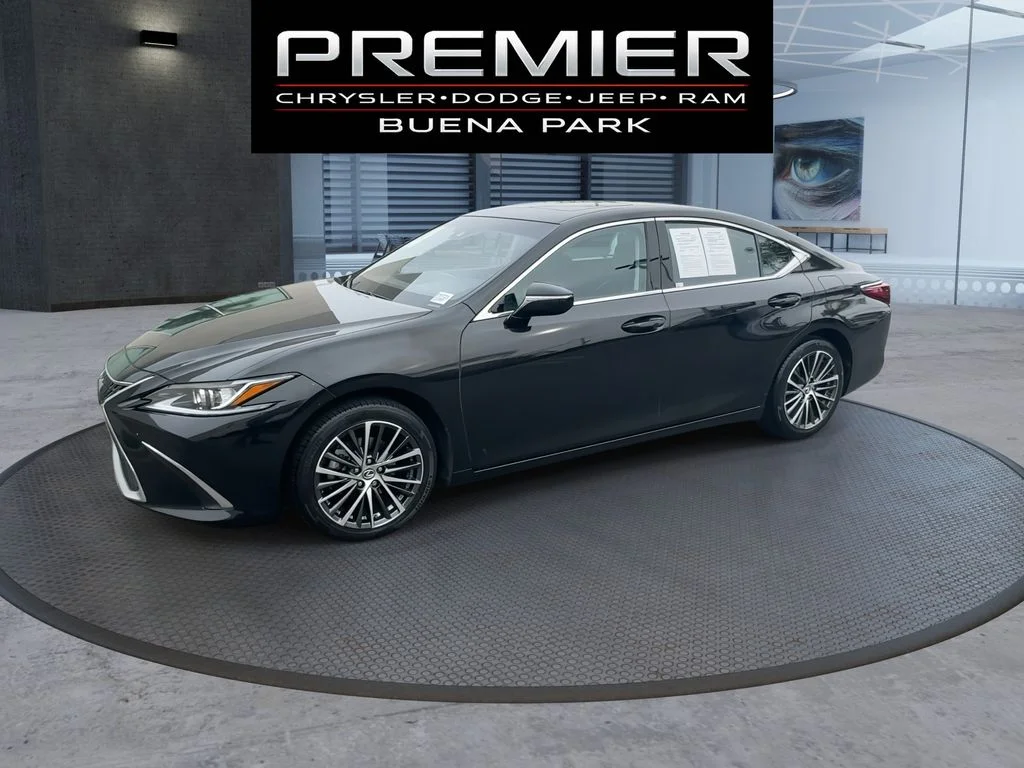 Used 2023 Black Lexus 250 image 4