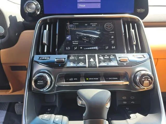 New 2026 Eminent White Pearl Lexus LUXURY image 35