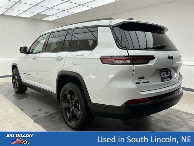 Used 2022 Bright White Clearcoat Jeep Altitude image 6