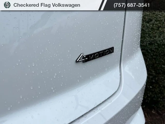 New 2026 White Volkswagen 2.0T SE w/Technology image 11