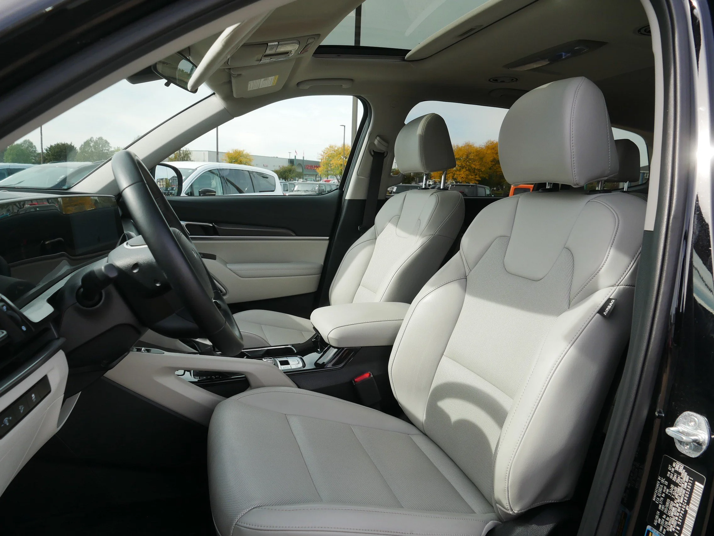Used 2024 Ebony Black Kia S image 34