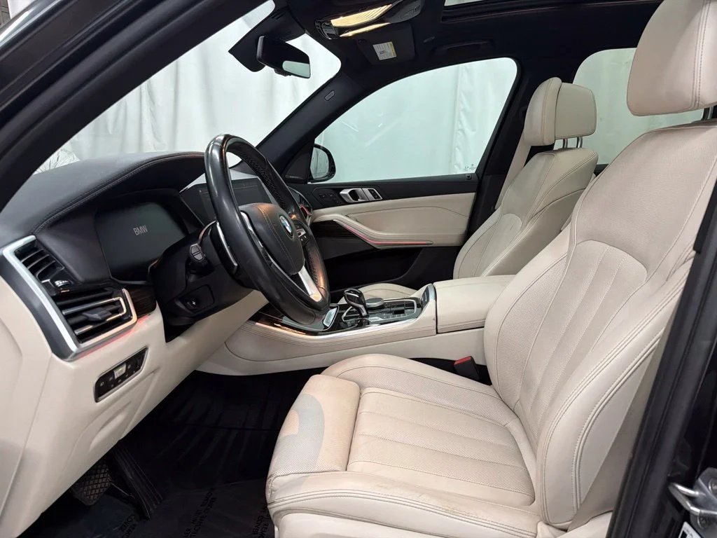 Used 2020 Gray BMW sDrive40i image 13