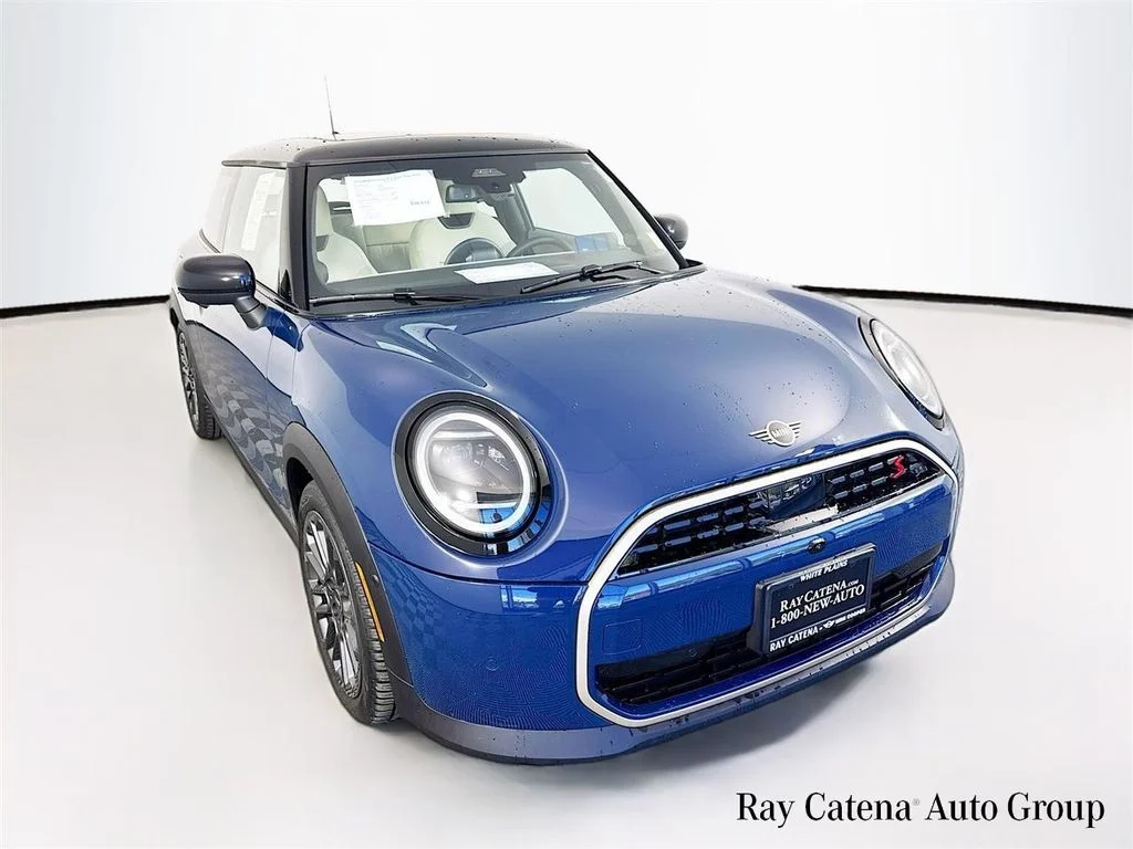 2026 MINI Hardtop Cooper S's photo