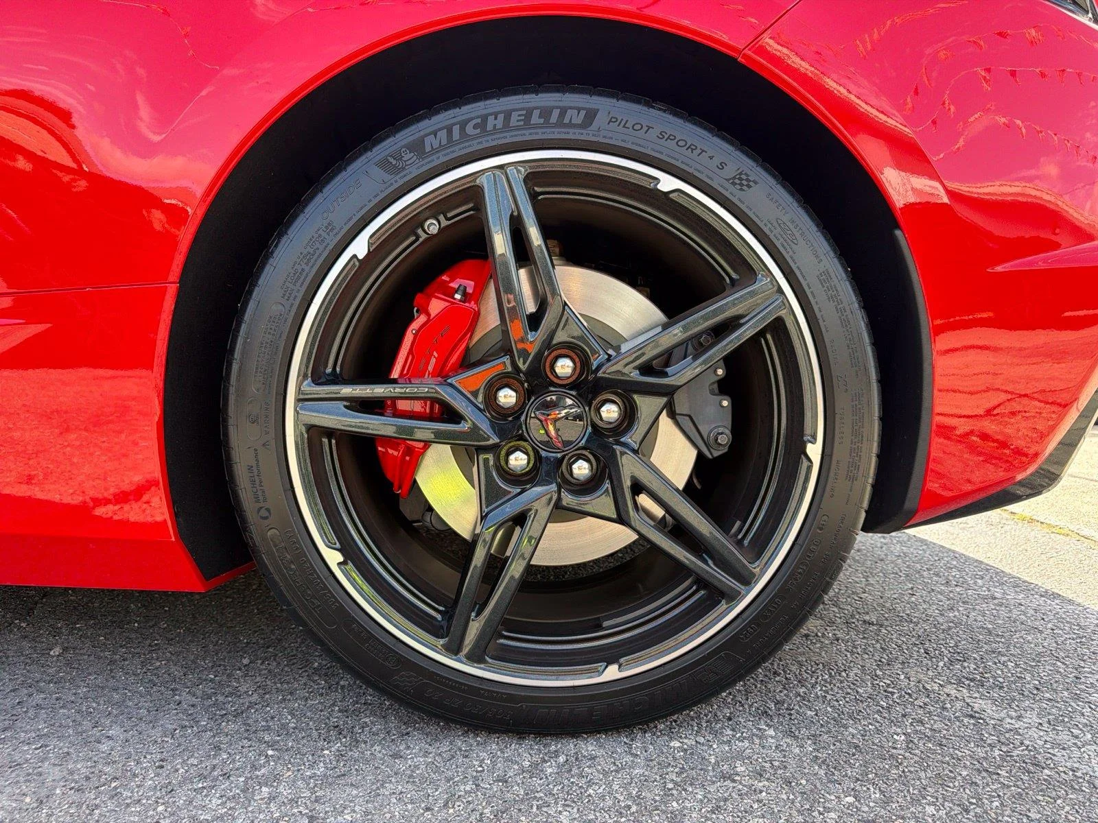 2024 Chevrolet Corvette 2LT - Photo 6