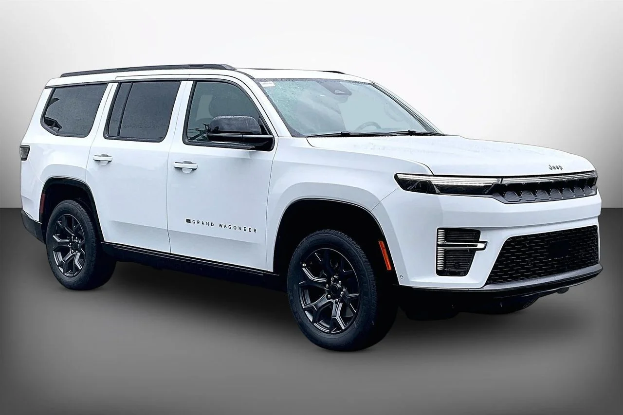 New 2026 Bright White Clearcoat Jeep Limited Altitude image 2