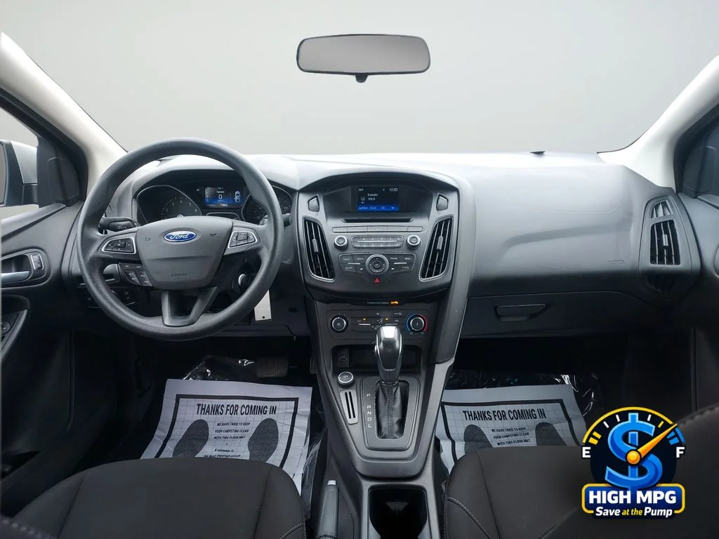 Used 2015 Silver Ford SE image 28