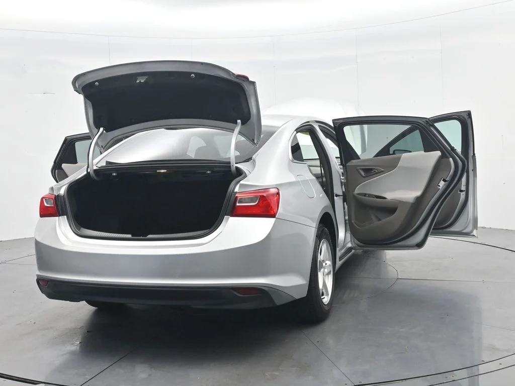 Used 2017 Silver Ice Metallic Chevrolet LS image 47