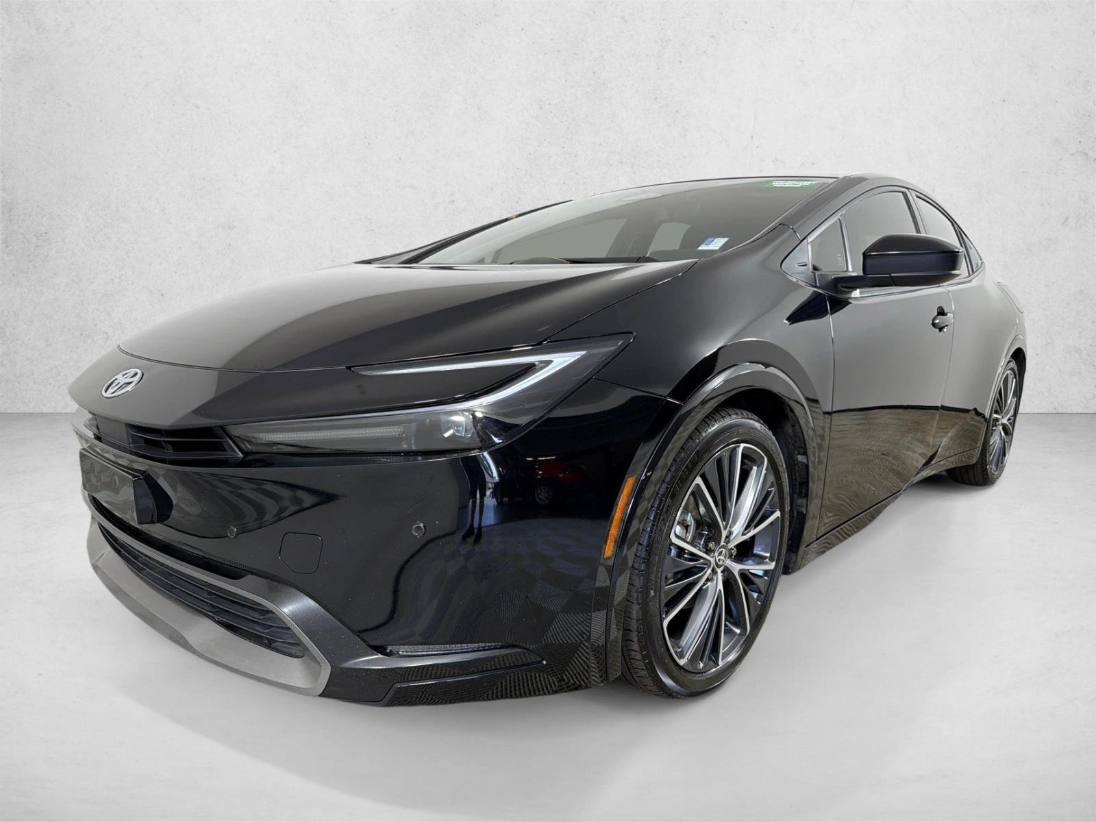 Used 2023 Midnight Black Metallic Toyota XLE image 7