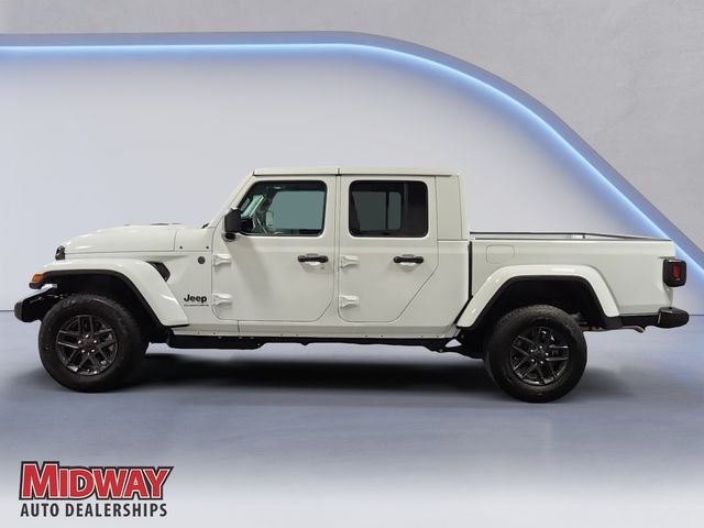 New 2026 Bright White Clearcoat Jeep Sport S image 2