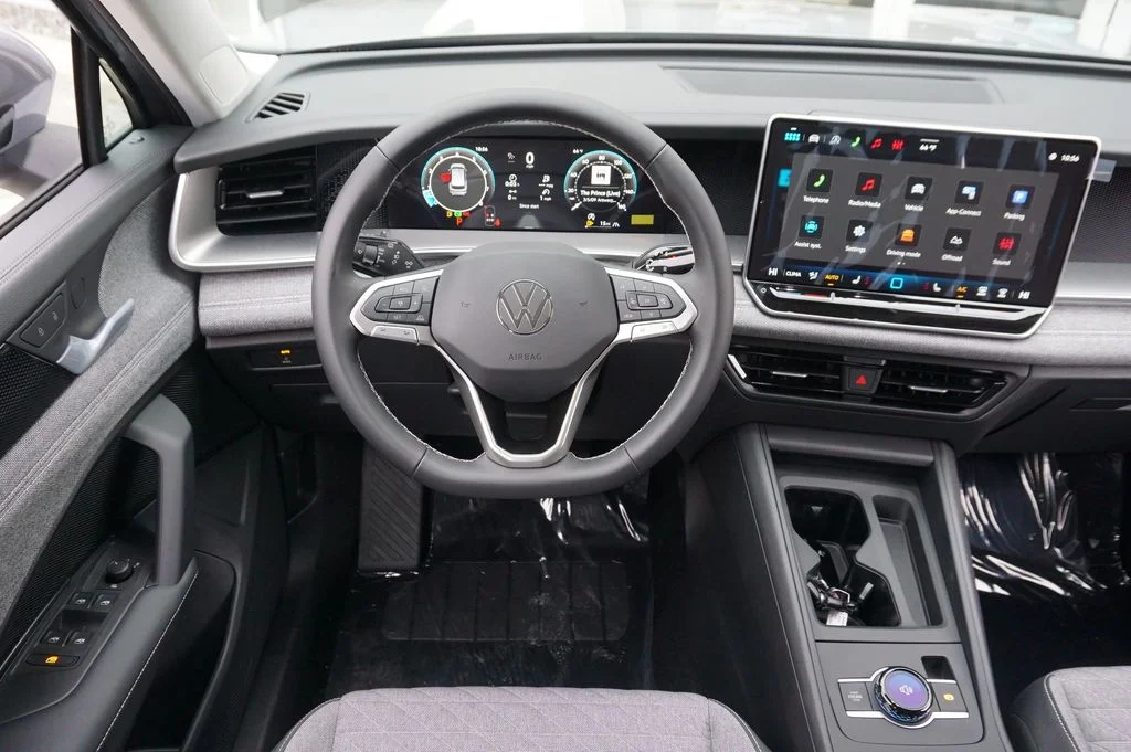 New 2026 Silver Volkswagen 2.0T S image 13