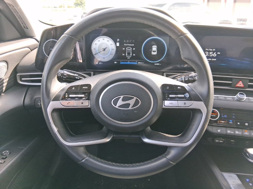2025 Hyundai Elantra SEL - Photo 21