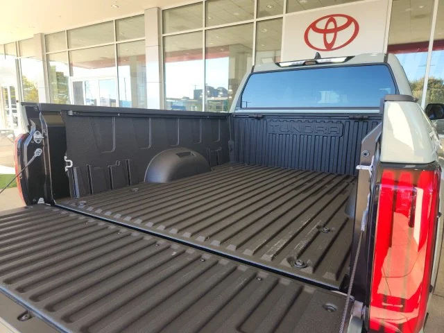Certified Used 2025  Toyota SR5 image 14