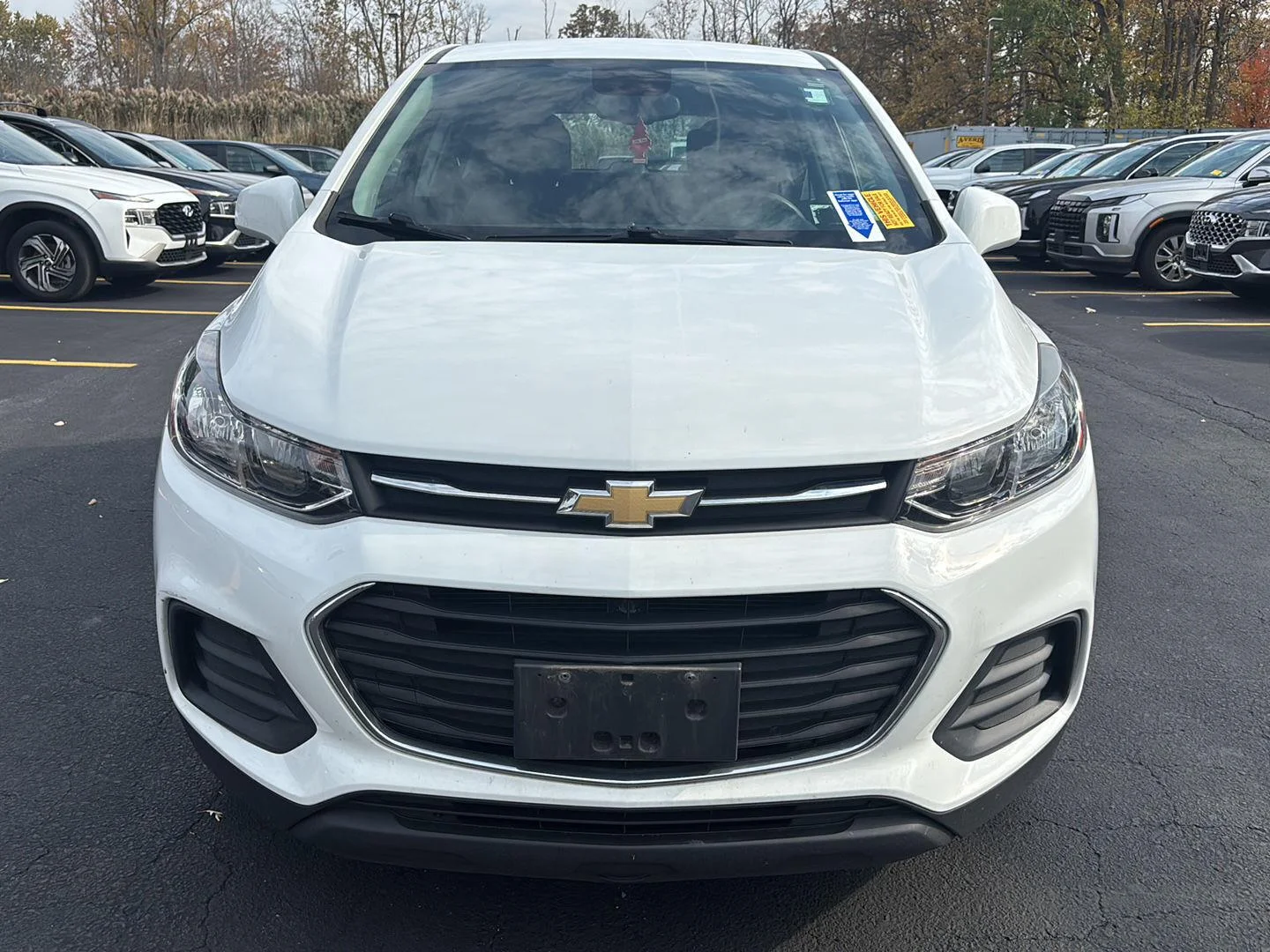 Used 2020 Wh Chevrolet  image 2
