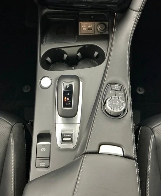 Certified Used 2024 White INFINITI SPORT image 19