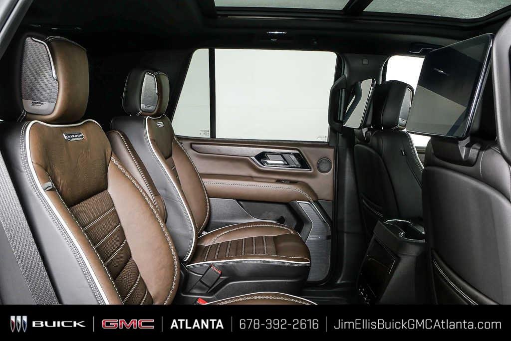 2026 GMC Yukon Denali Ultimate - Photo 23