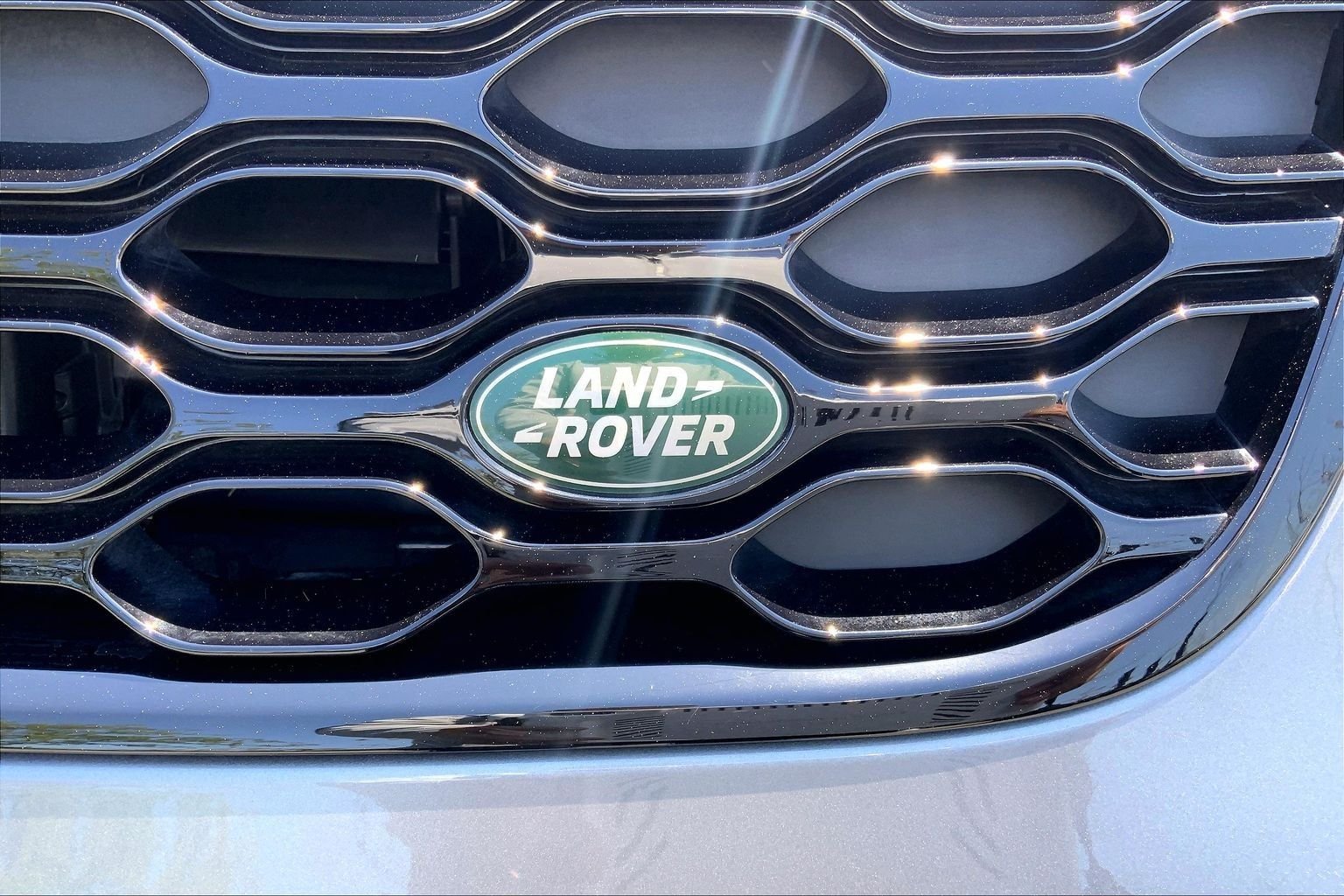 Certified Used 2025 Eiger Grey Metallic Land Rover Dynamic SE image 30
