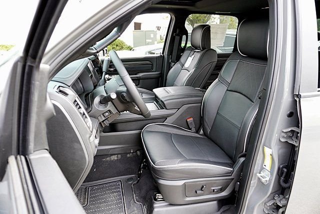 New 2026 Ceramic Gray Clear-Coat Exterior Paint RAM Limited image 22