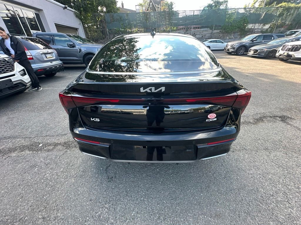 Used 2025 Black Kia GT-Line image 5