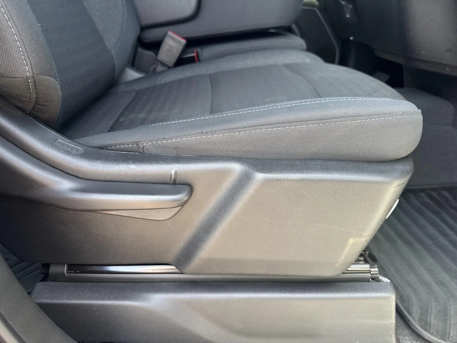 Used 2026 Summit White Chevrolet LT image 29