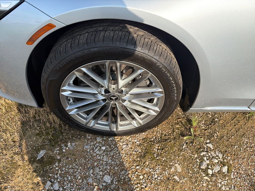 Used 2021 Silver Mercedes-Benz S 580 image 27