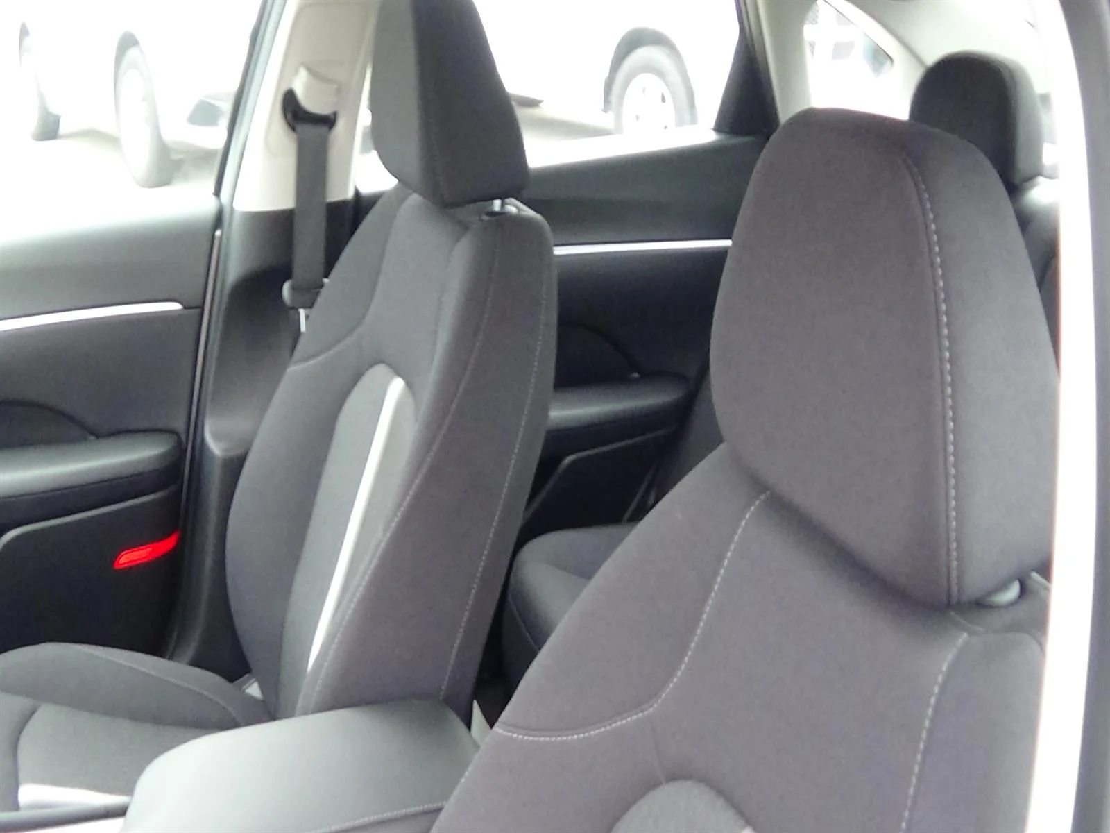 Used 2025 Aero Silver Metallic (t4a) Hyundai SEL image 15