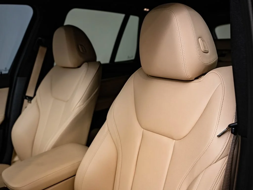 Used 2019 Alpine White BMW xDrive30i image 24