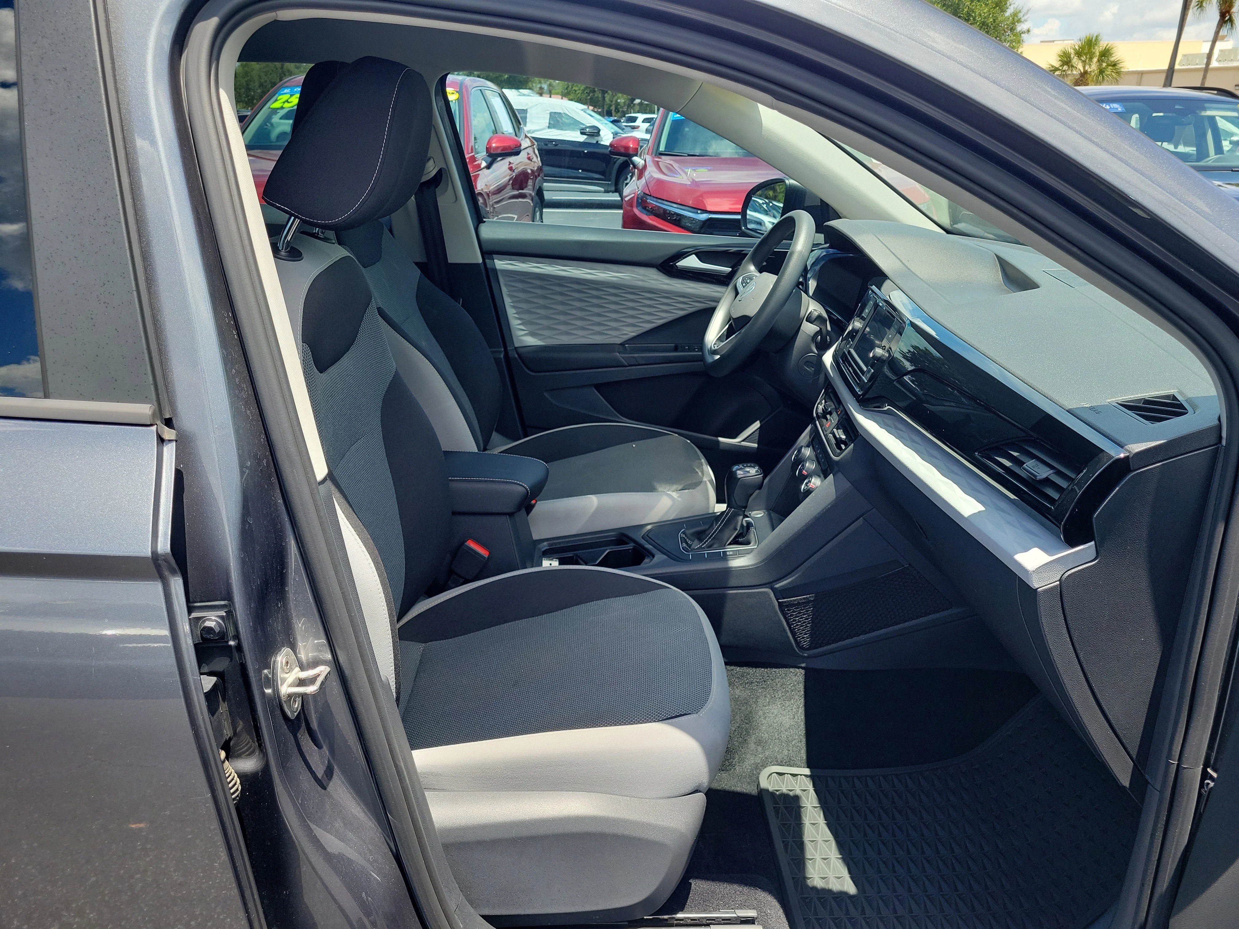 Used 2022 Gray Volkswagen 1.5T S image 8