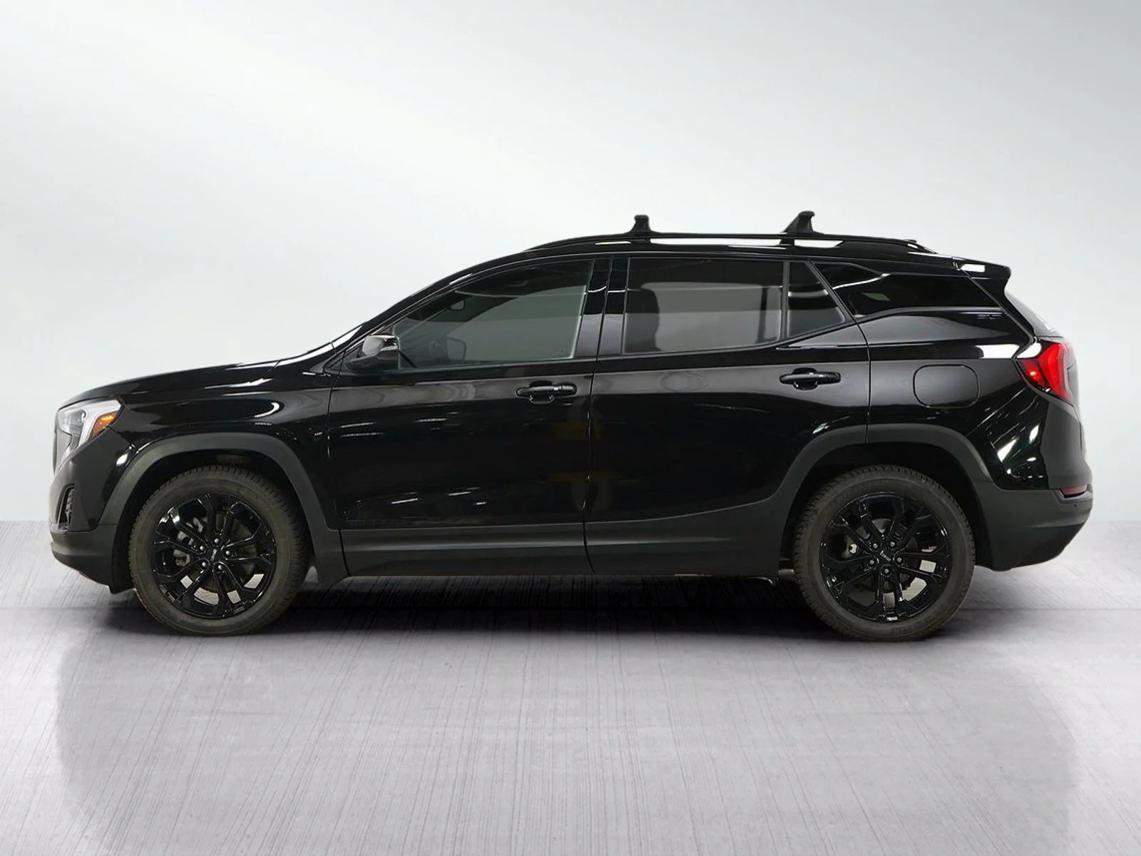 Used 2020 GMC Terrain SLT with VIN 3GKALVEX5LL327780 for sale in Roseville, Minnesota